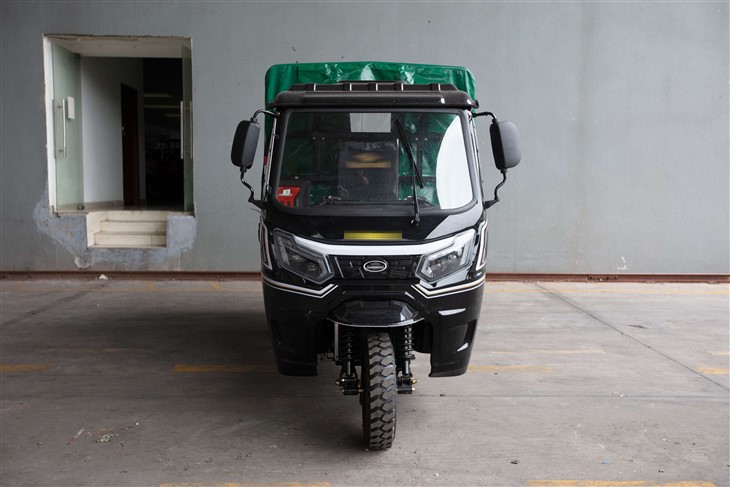 Cabin Motor Tricycle factory